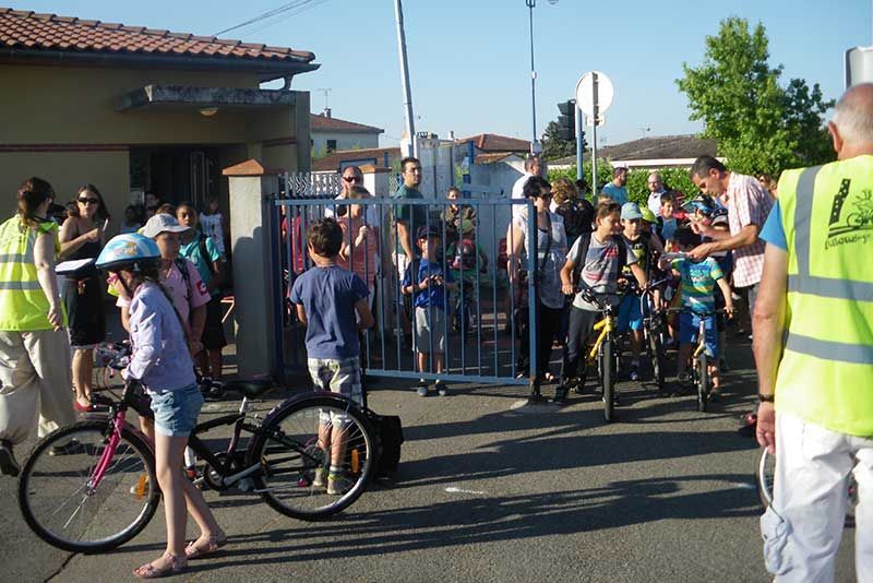 Allons-y à vélo 2015 - Elémentaire de Buffebiau